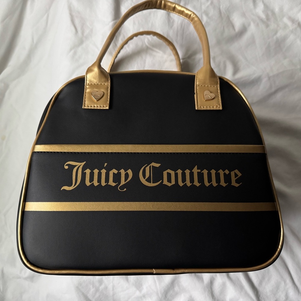 New Juicy Couture Black/gold bag. Good zipper.